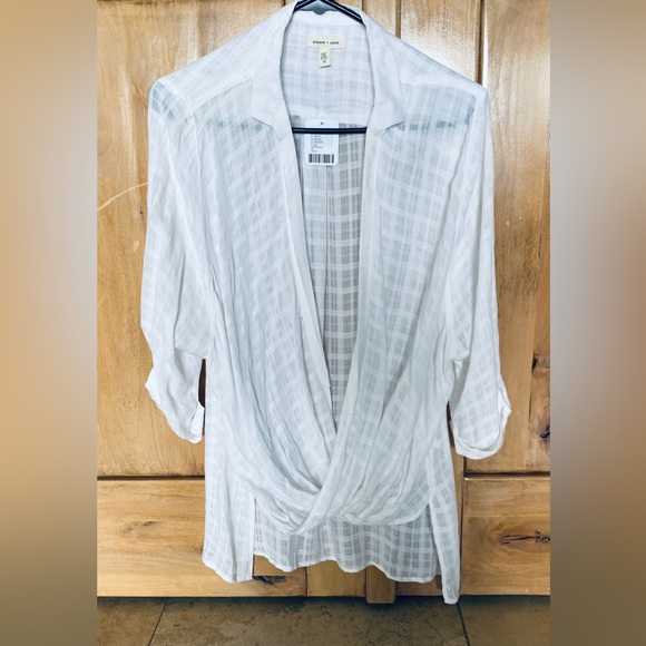 Silence & Noise High Low Wrap Front Blouse NWT White Size M - Picture 3 of 7